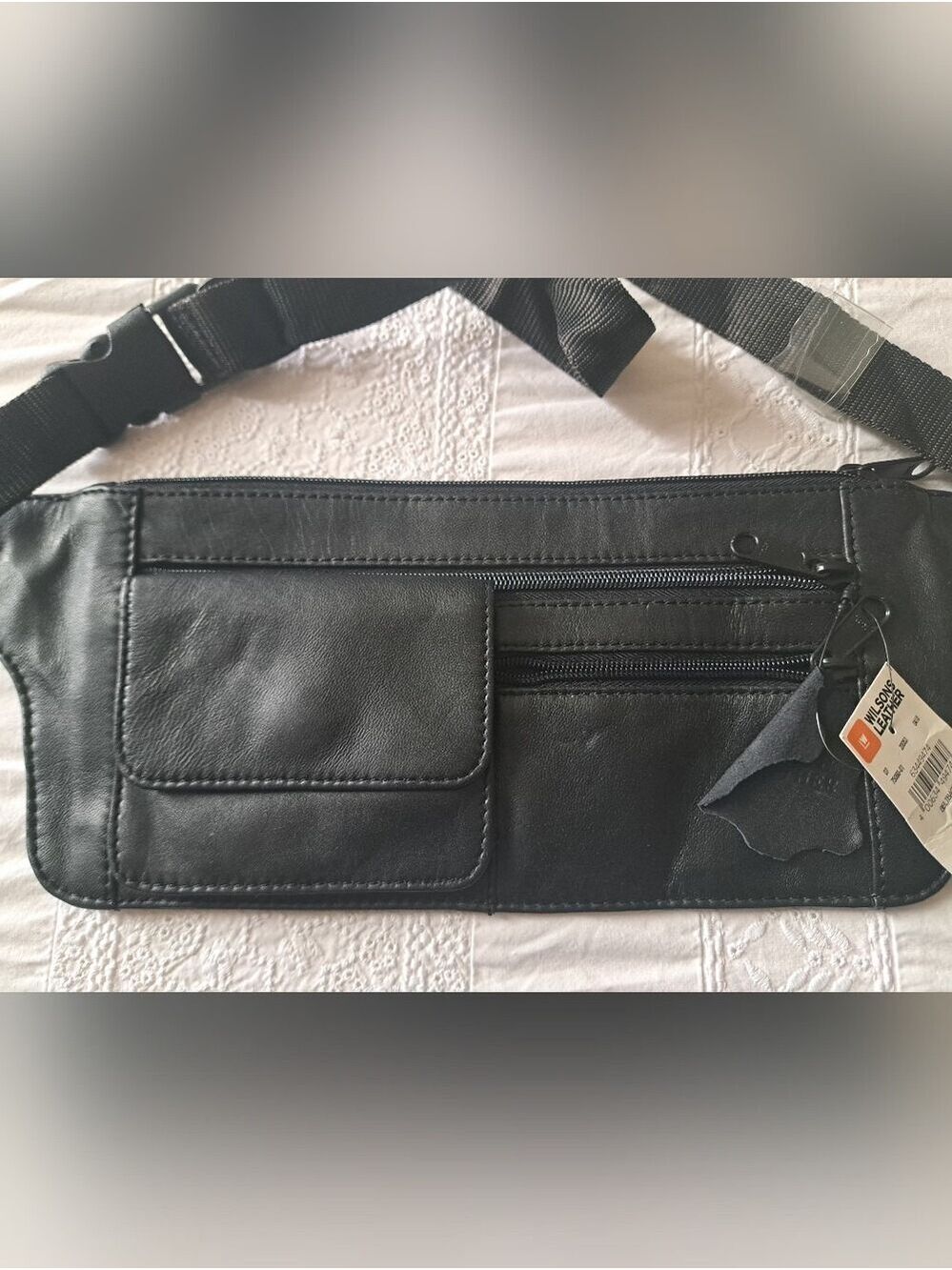 WILSONS LEATHER beltbag fanny pack slim design travel hiking black minimalist
